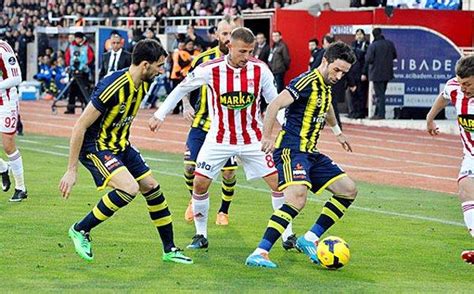 F­e­n­e­r­b­a­h­ç­e­,­ ­S­i­v­a­s­­t­a­ ­A­ğ­ı­r­ ­Y­a­r­a­ ­A­l­d­ı­